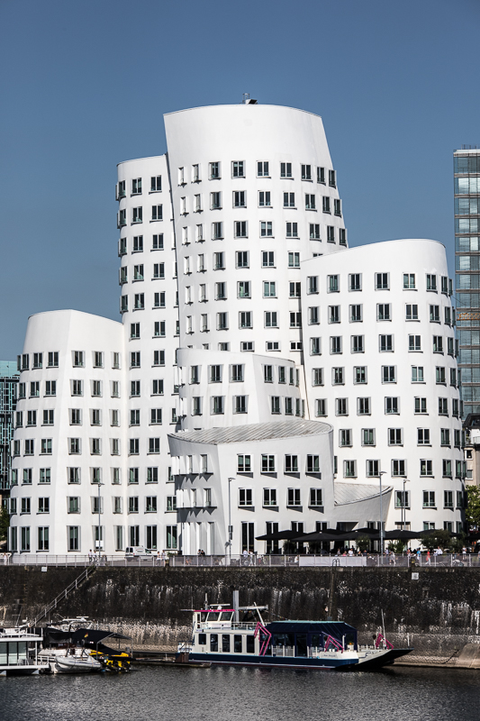 Architekturfotografie - Deutschland - Düsseldorf               von Franco Tessarolo