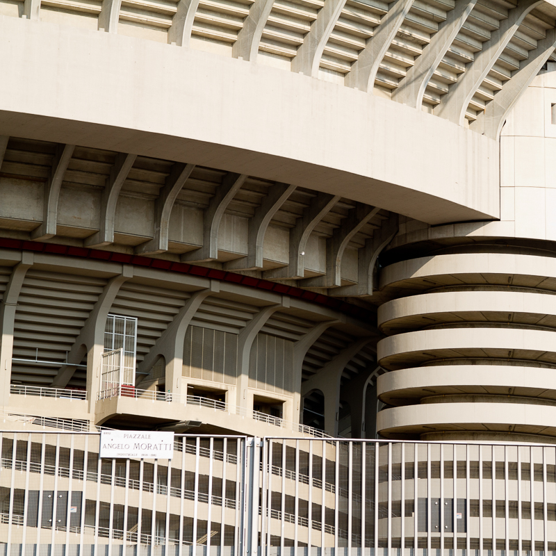 Architektur - Architekturfotografie - Italien - Mailand - San Siro - Sport - Stadion       von Franco Tessarolo