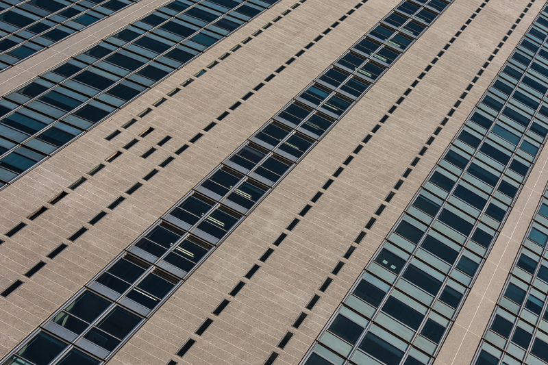 Architektur - Architekturfotografie - Fassade - Italien - Mailand - Pirelli Tower         von Franco Tessarolo