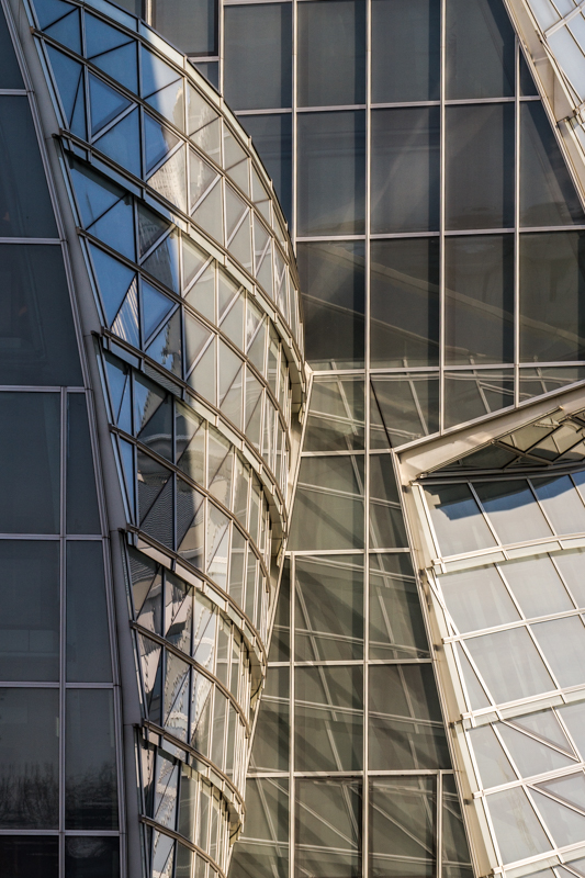 Architektur - Architekturfotografie - Basel - Fassade - Glasfassade - Instagram - Novartis       von Franco Tessarolo